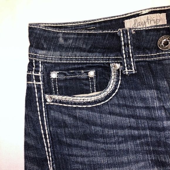 Daytrip Virgo bootcut women's 25R denim blue jeans Buckle whiskered 5 pocket - Picture 7 of 16